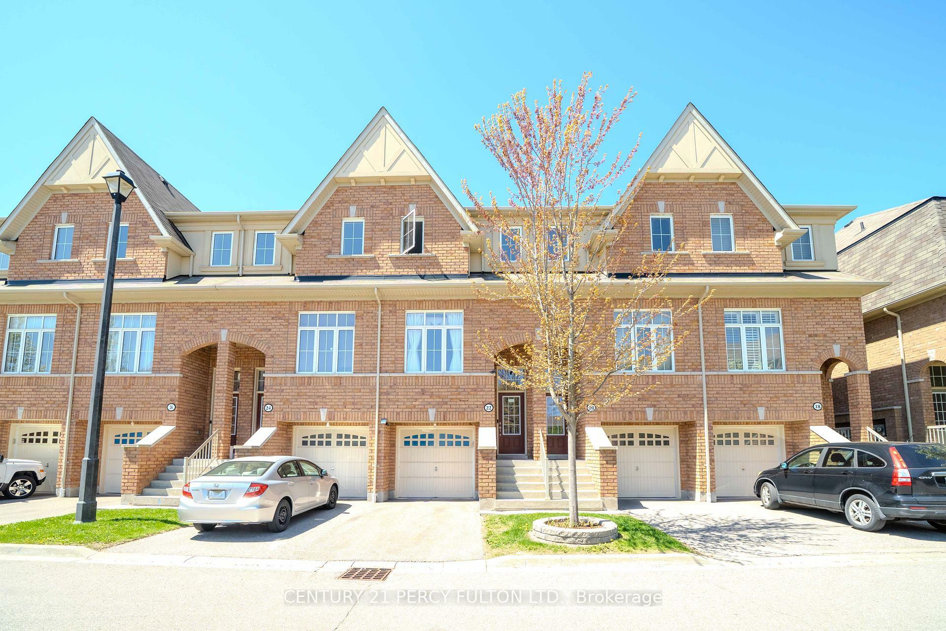 Photo de la propriété:  22 Burtonbury Lane 11  ON L1Z 0C9 