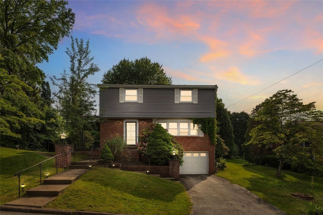 Property Photo: 134 Franklin Dr PA 15601