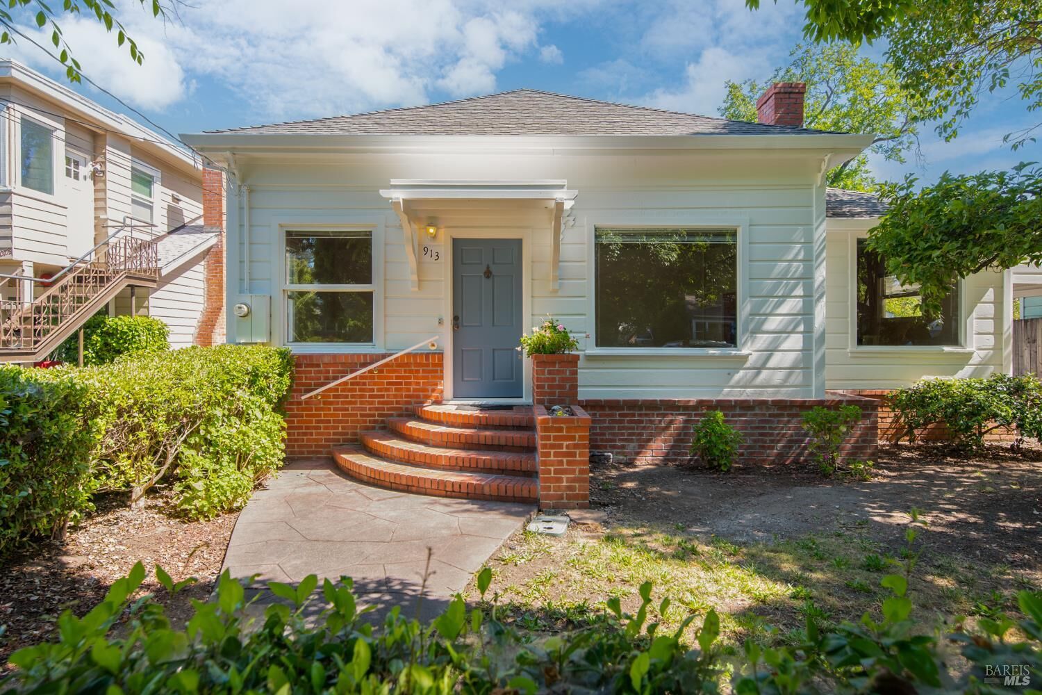 Property Photo:  913 Spencer Avenue  CA 95404 