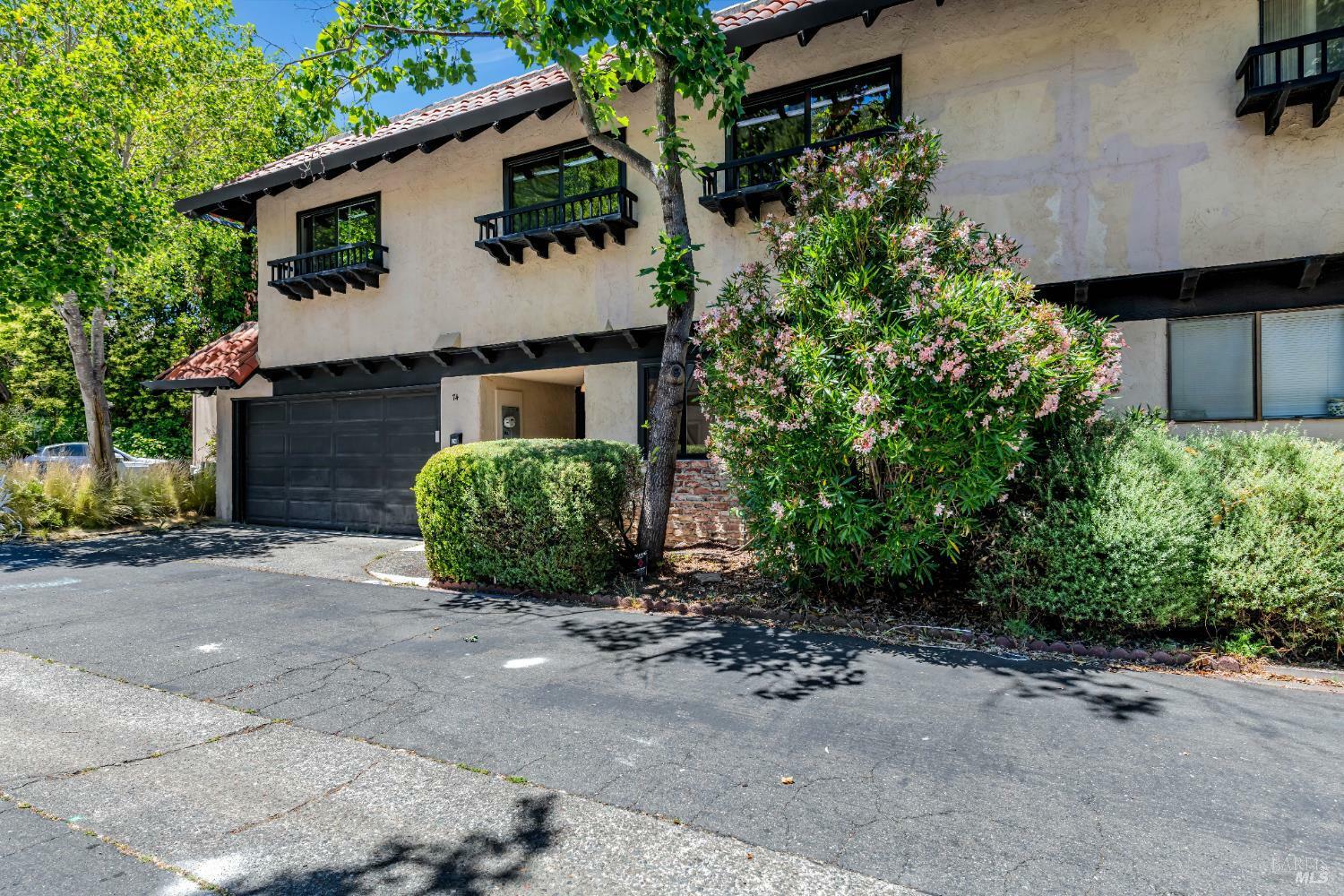 Property Photo: 74 Grande Paseo CA 94903
