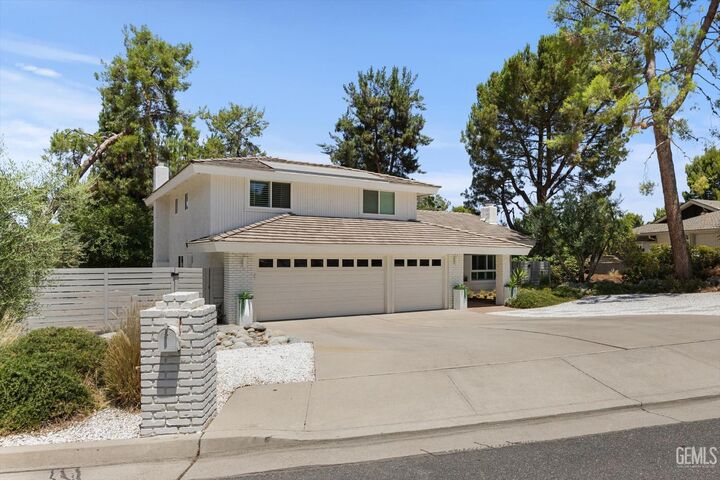 Property Photo:  12246 Cattle King Drive  CA 93306 