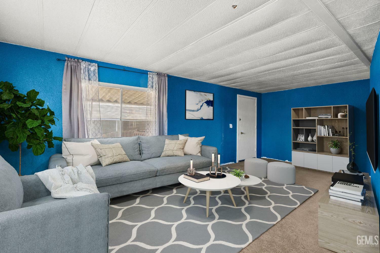 Property Photo: 308 Nita Lane CA 93308