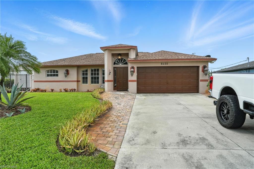 Property Photo: 8450 Blackberry Rd FL 33967
