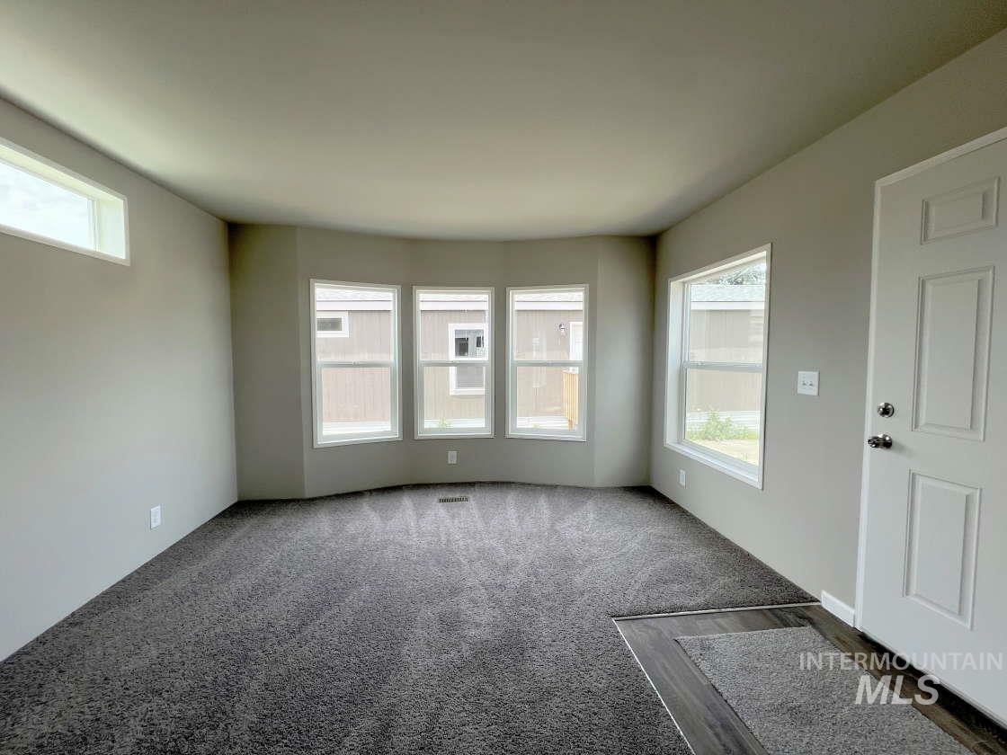 Property Photo: 2015 6th Ave 109 WA 99403