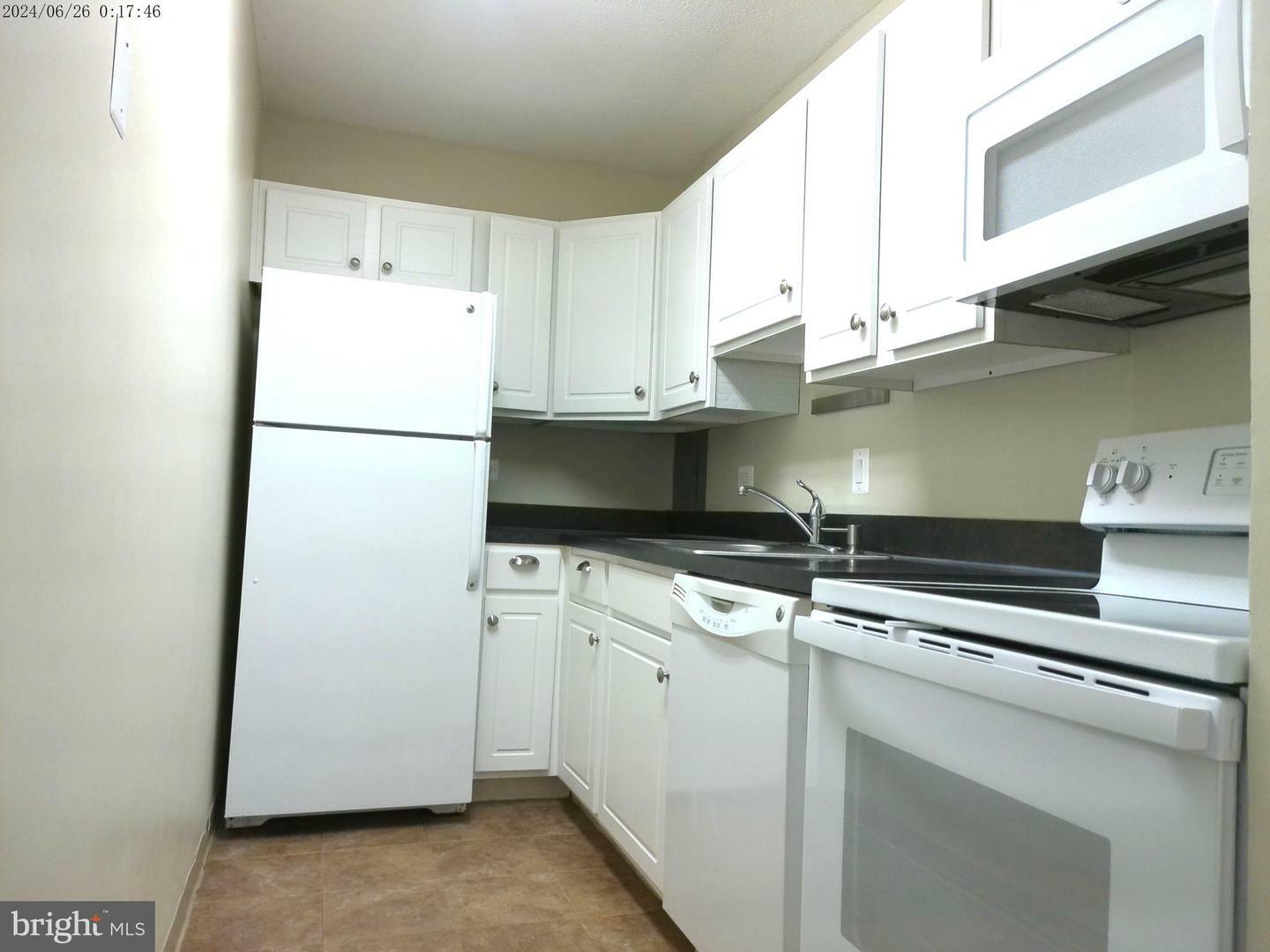 Property Photo:  1301 Delaware Avenue SW  DC 20024 