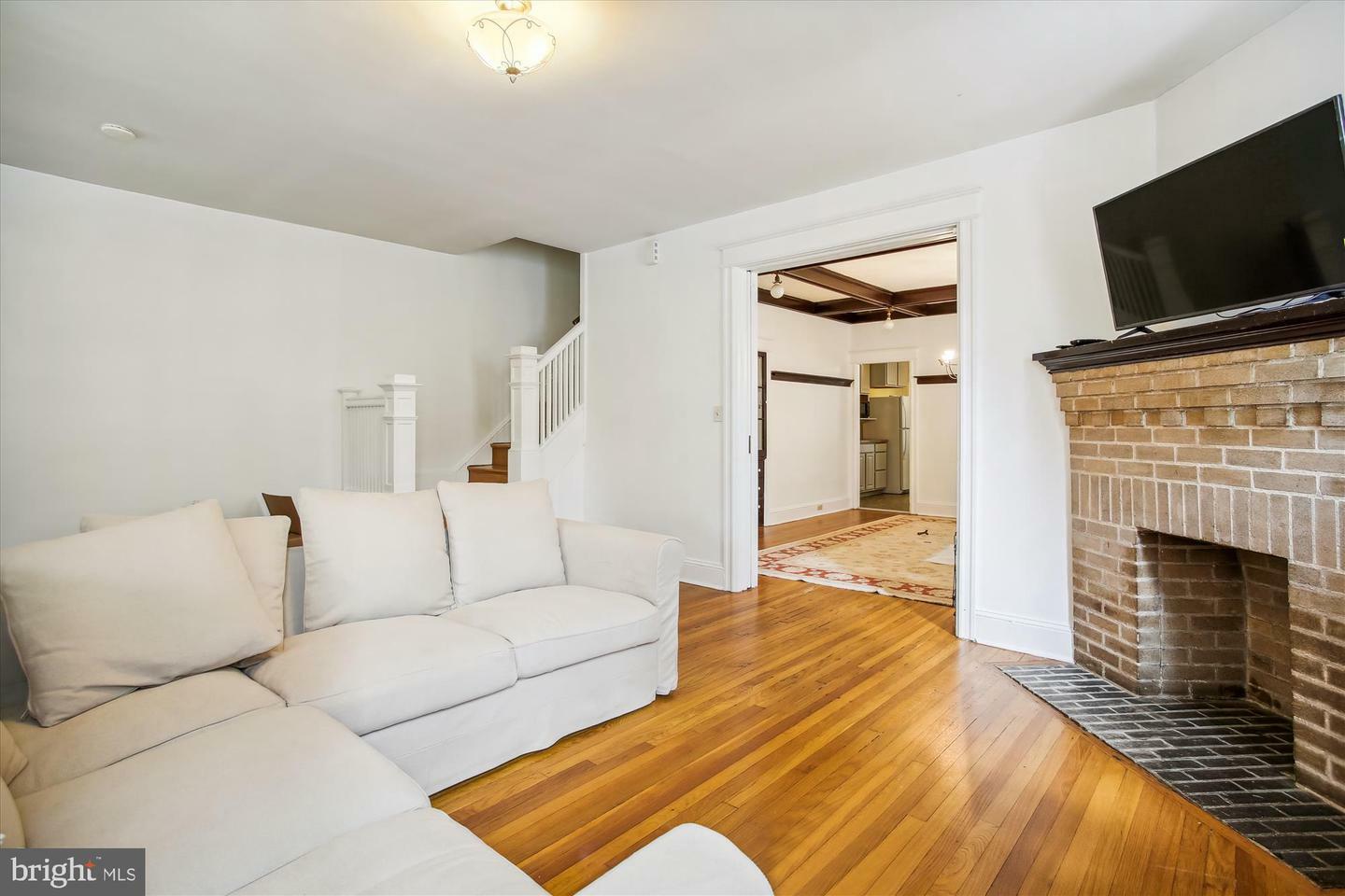 Property Photo:  1407 Shepherd Street NW  DC 20011 
