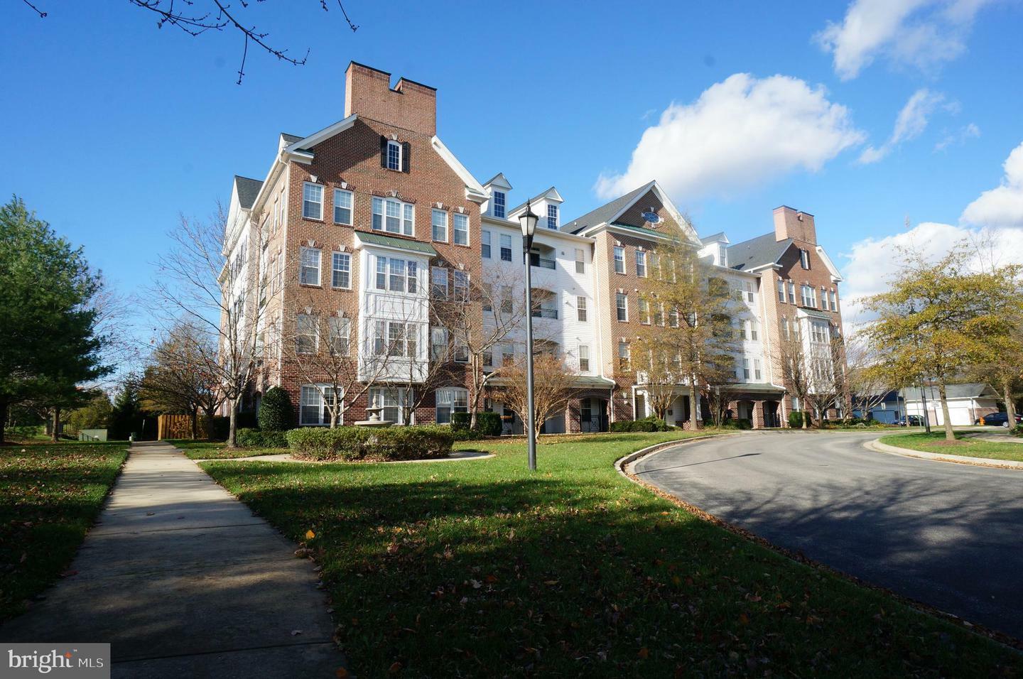 Property Photo:  5801 Clipper Lane 405  MD 21029 