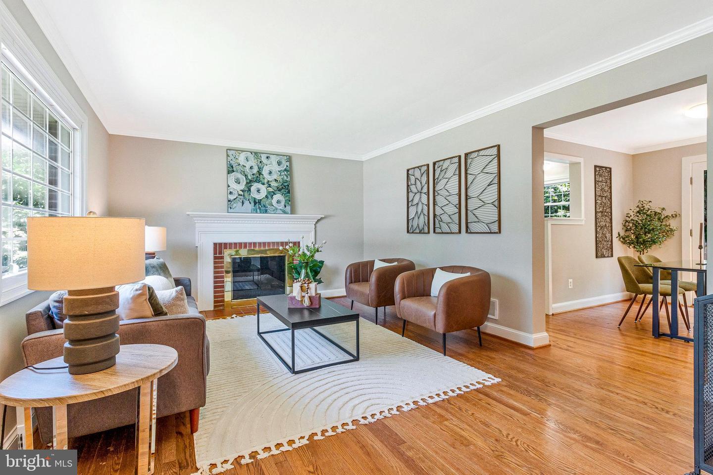 Property Photo: 4752 6th Street S VA 22204