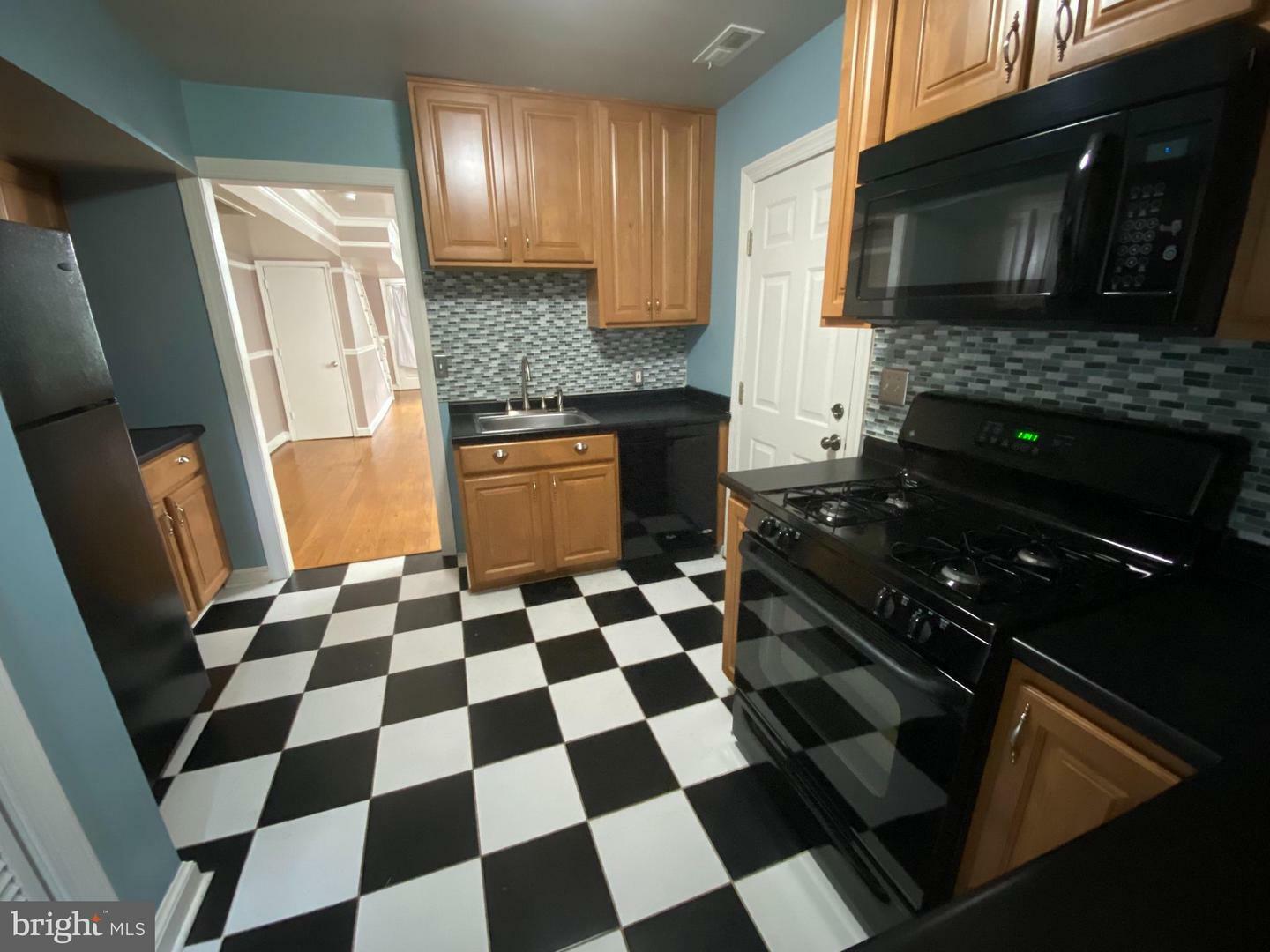 Property Photo: 226 Charles Street VA 22401