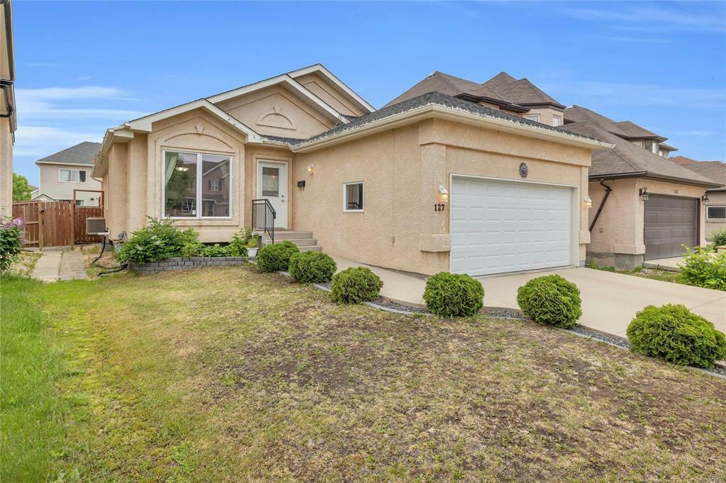Property Photo: 127 Caribou Crescent MB R3Y 0G4