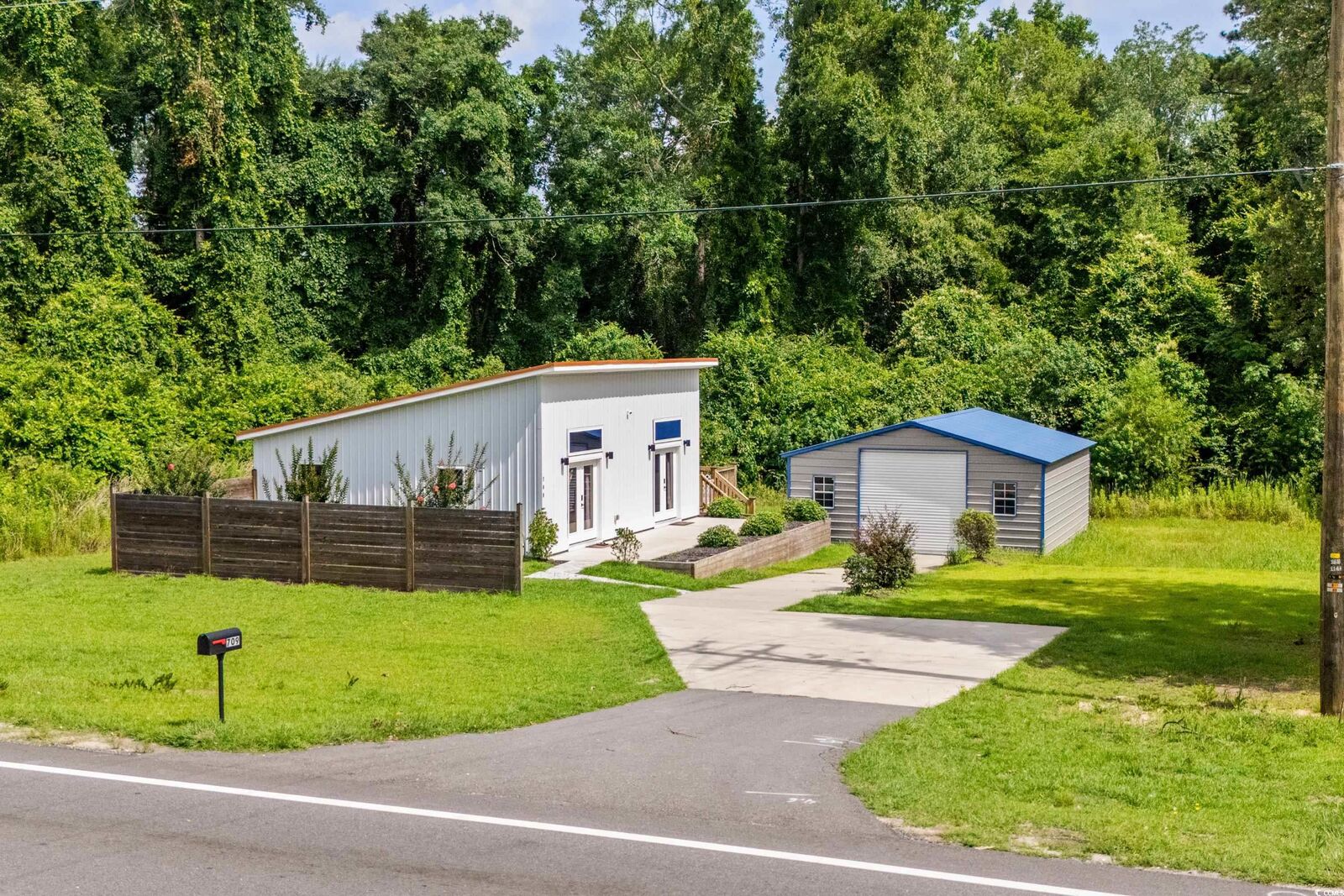 Property Photo:  709 Highway 90  SC 29526 