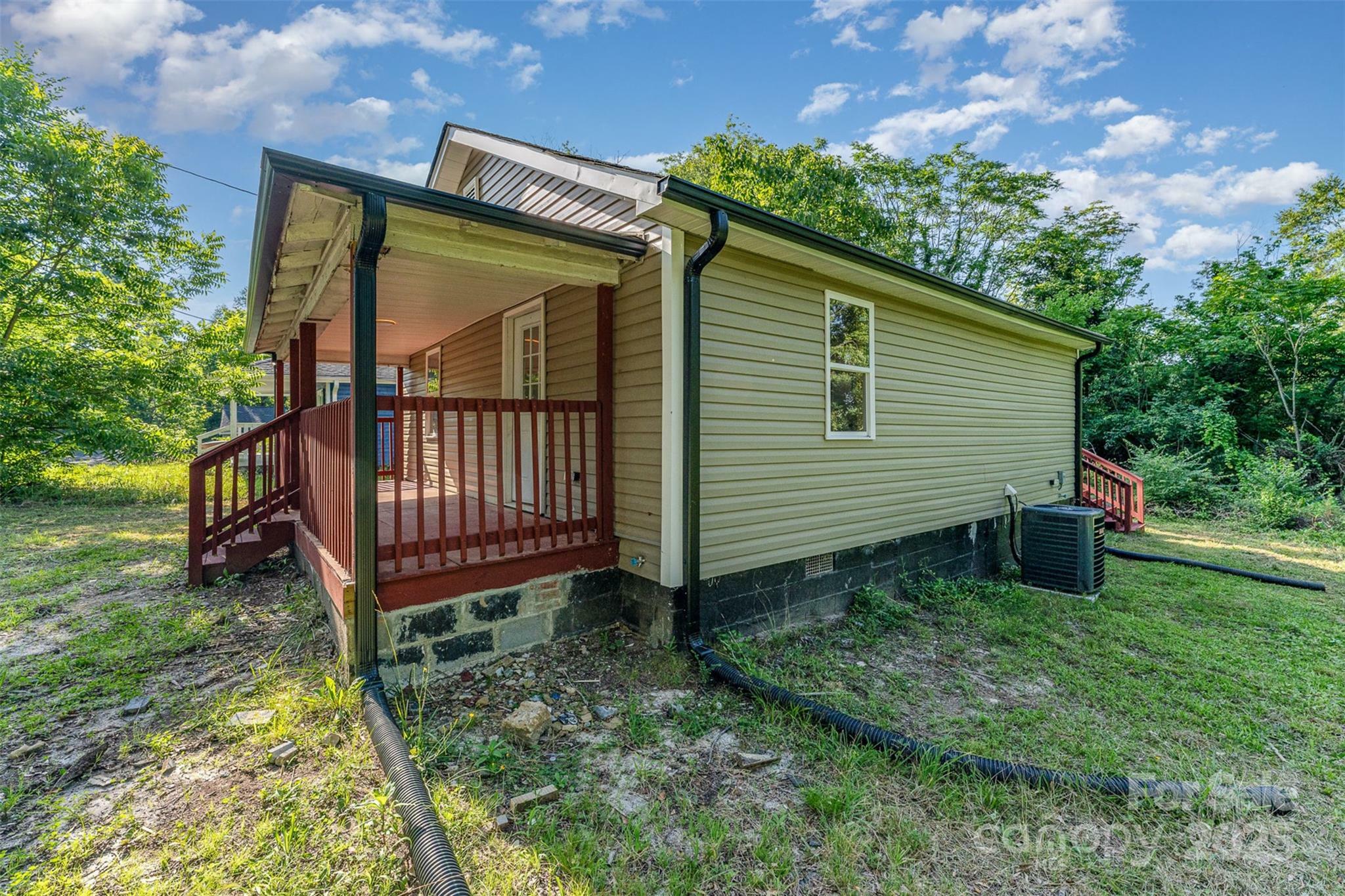 Property Photo: 408 Orange Street NC 28150