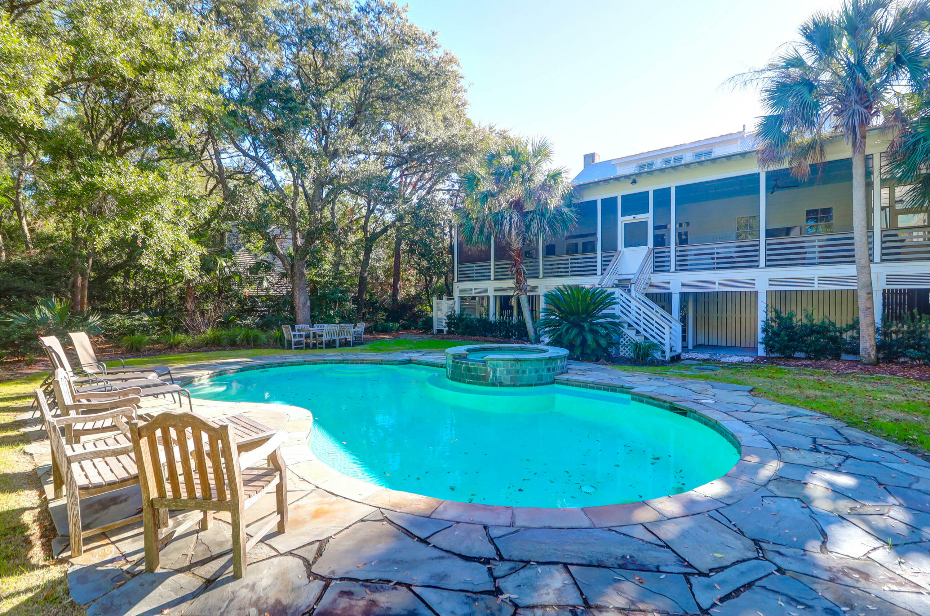 Property Photo:  2514 Myrtle Avenue  SC 29482 