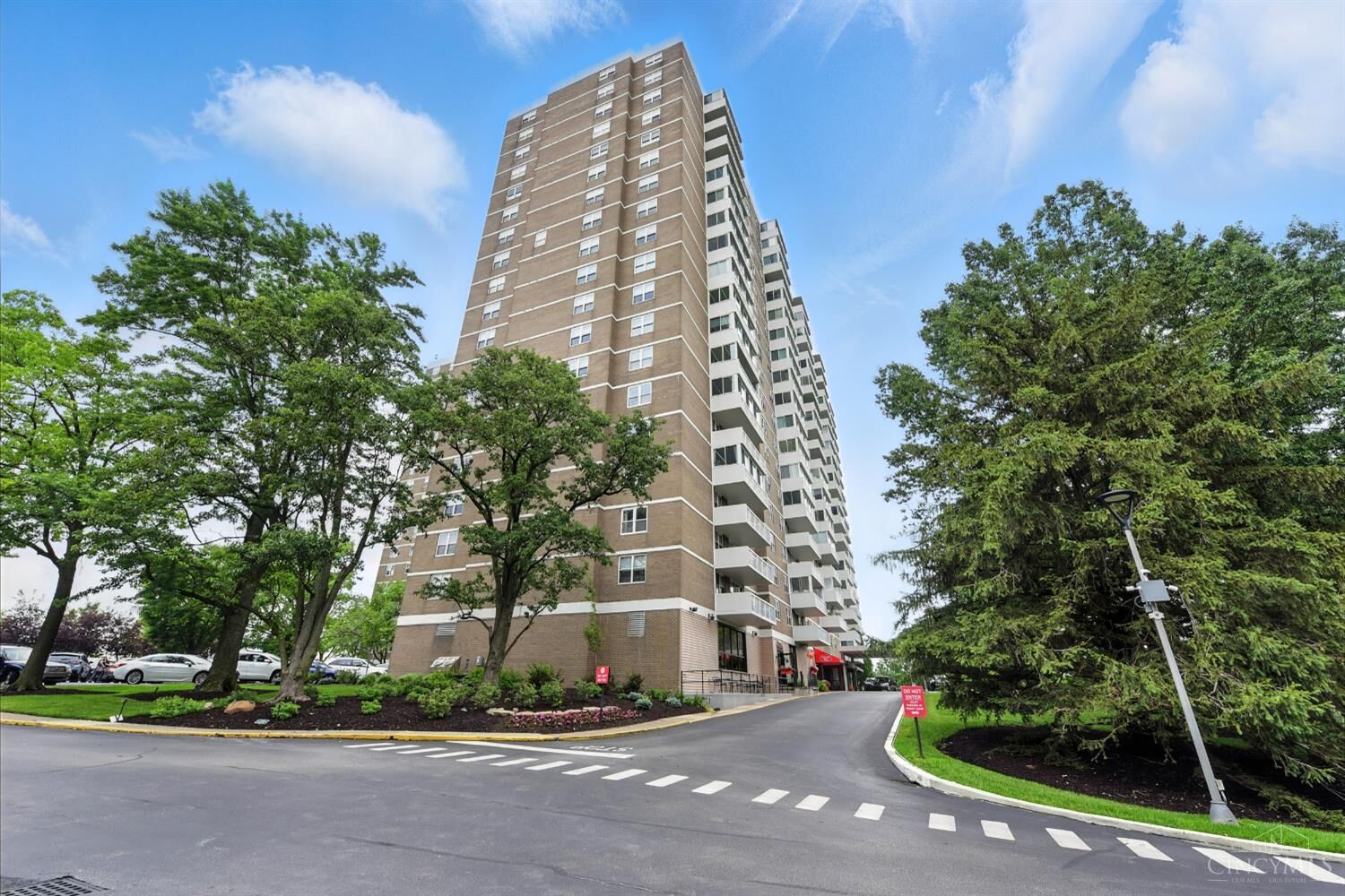 Property Photo: 2444 Madison Road OH 45208