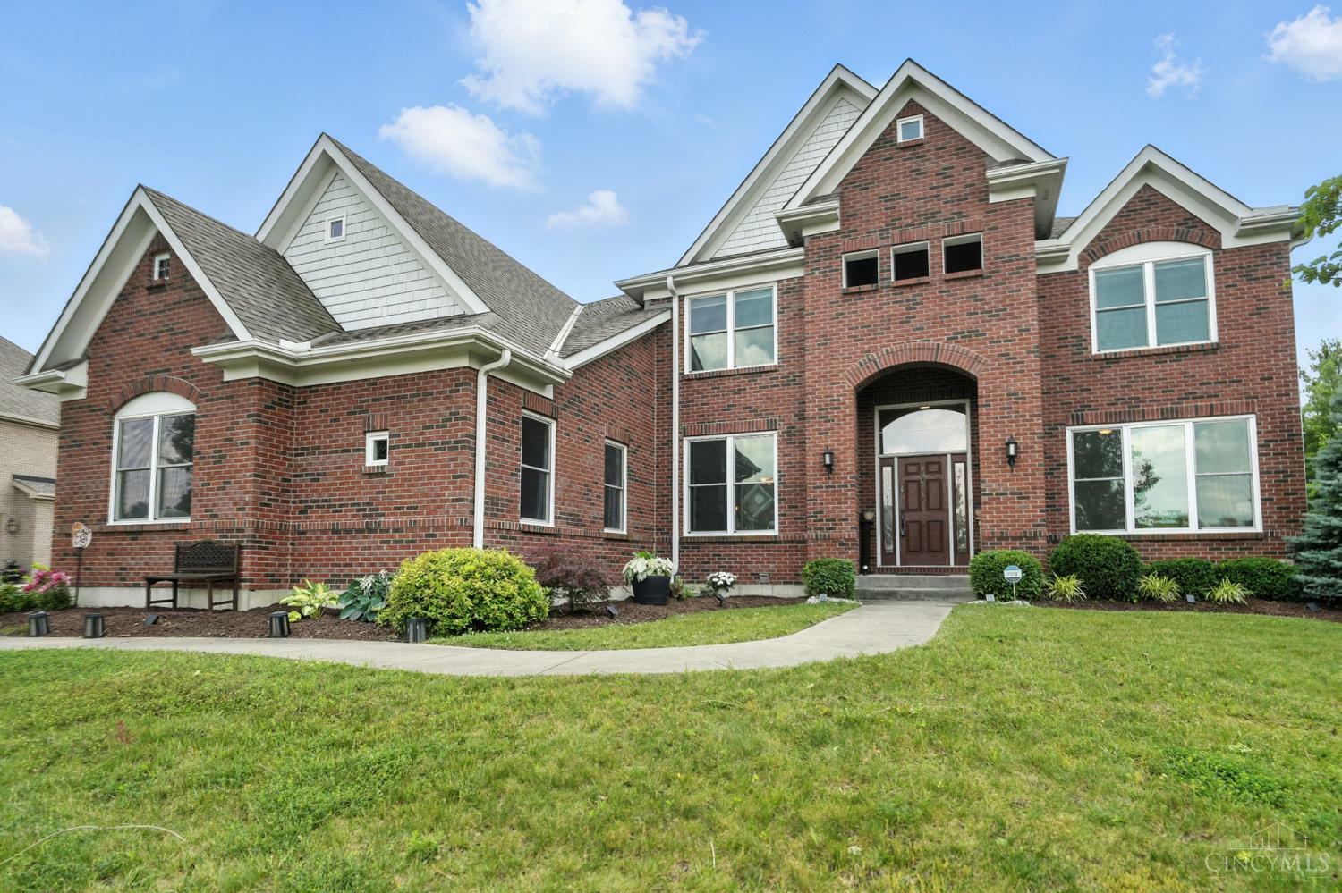 Property Photo: 7403 Preserve Place OH 45069