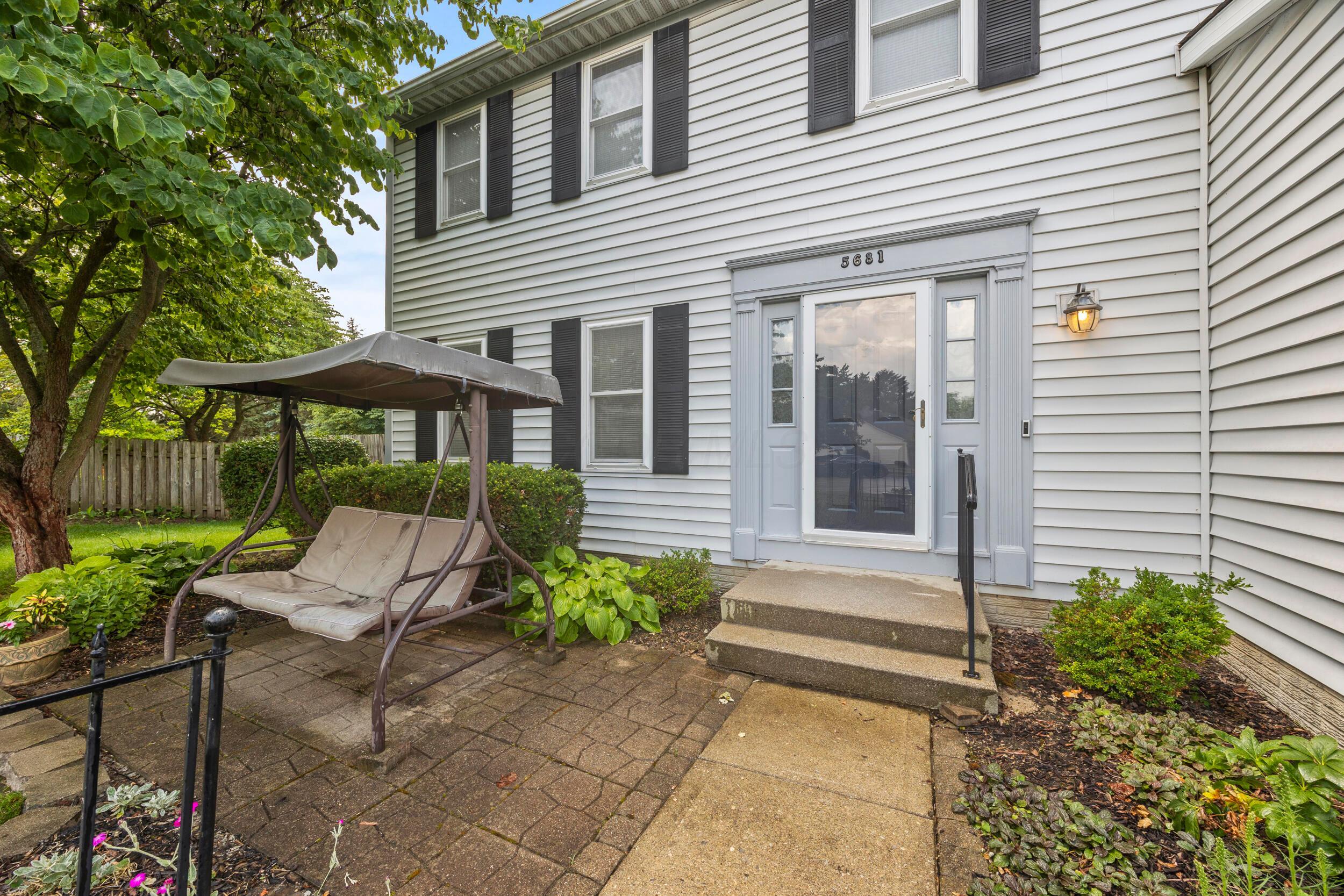 Property Photo: 5681 McBride Court OH 43016