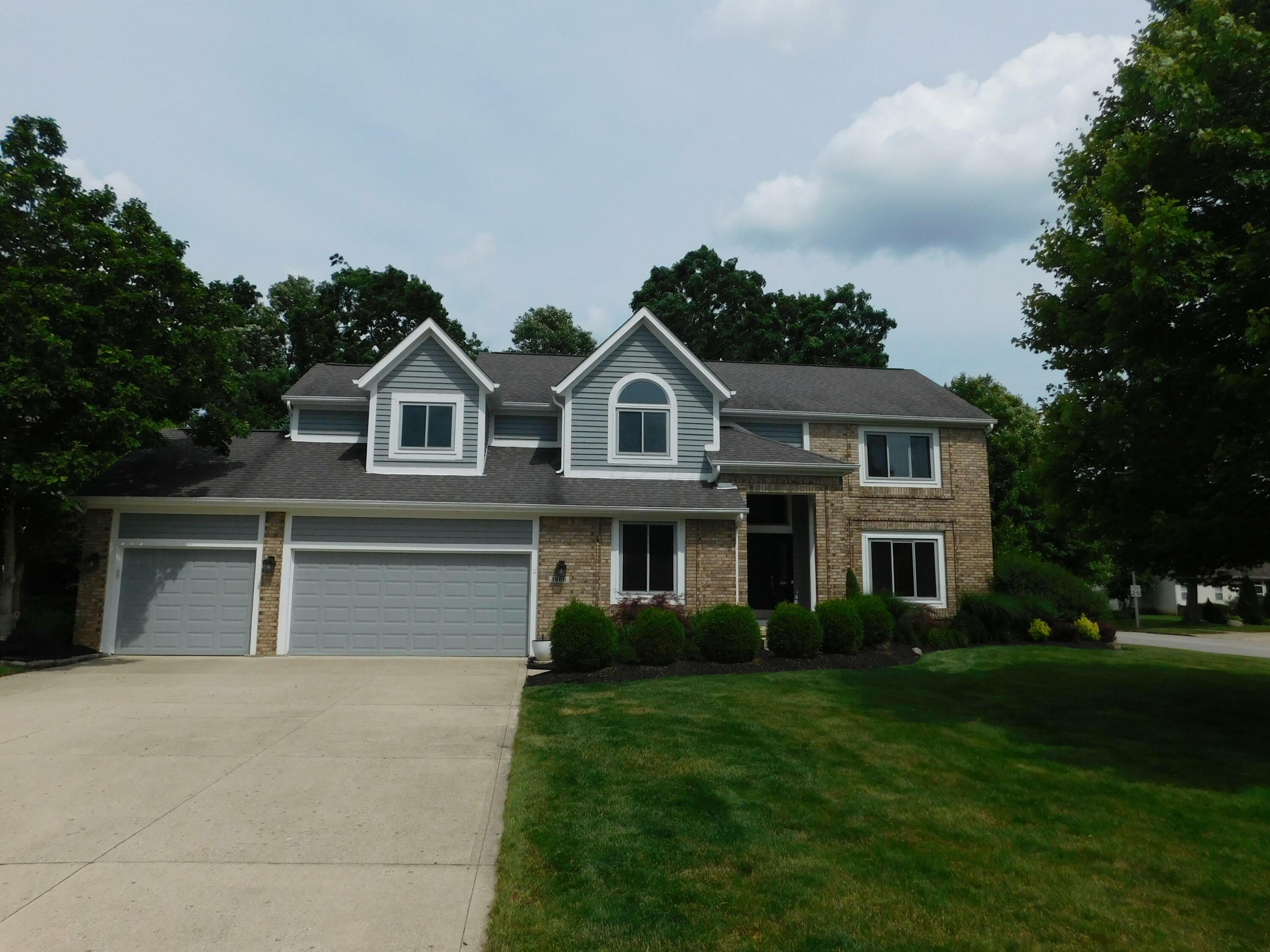 Property Photo: 1966 Sherring Court OH 43068