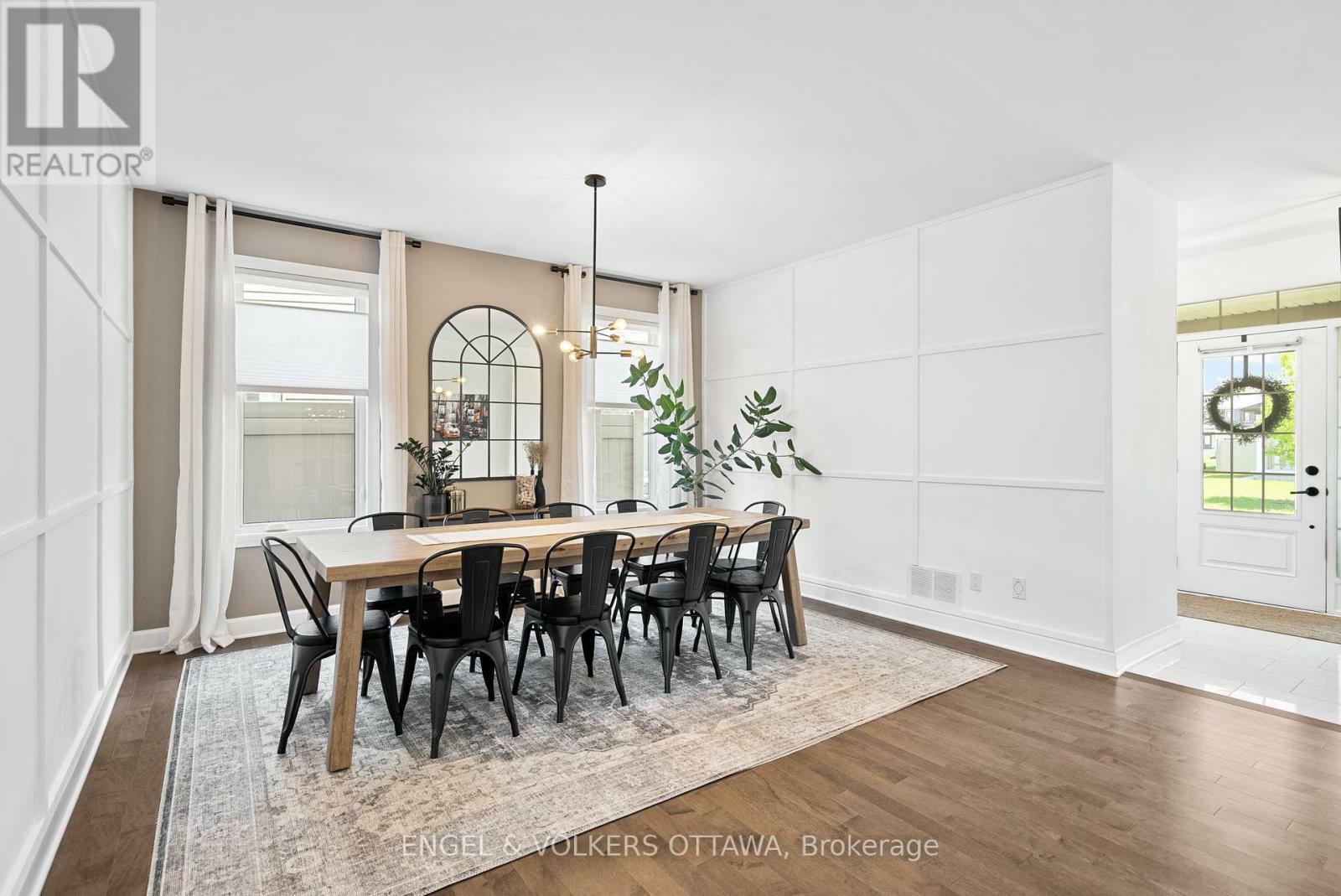 Property Photo: 30 Malachigan Crescent ON K4A 1G6