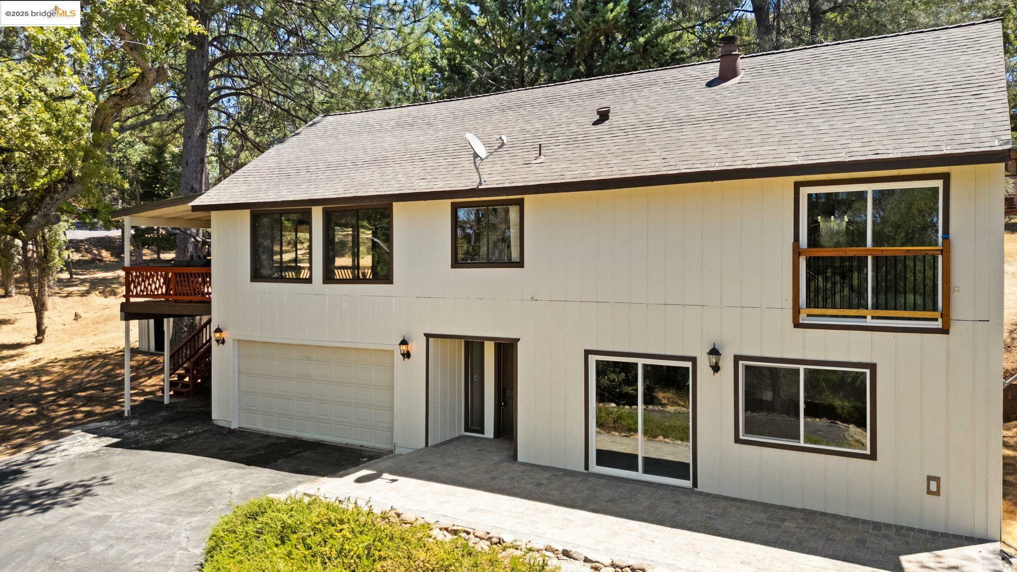 Property Photo: 12629 Cresthavaen CA 95321