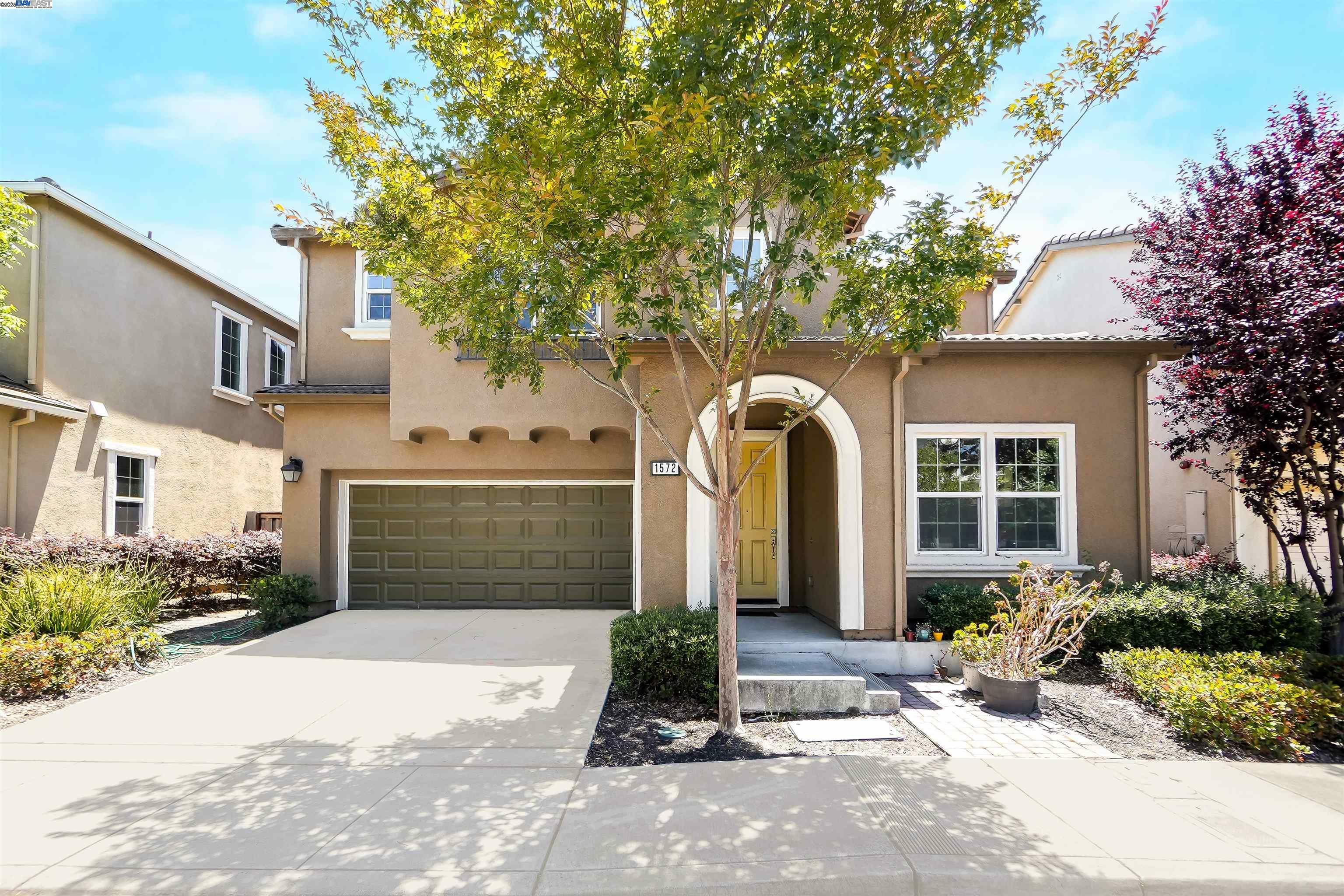 Property Photo: 1572 Glenn St CA 94545
