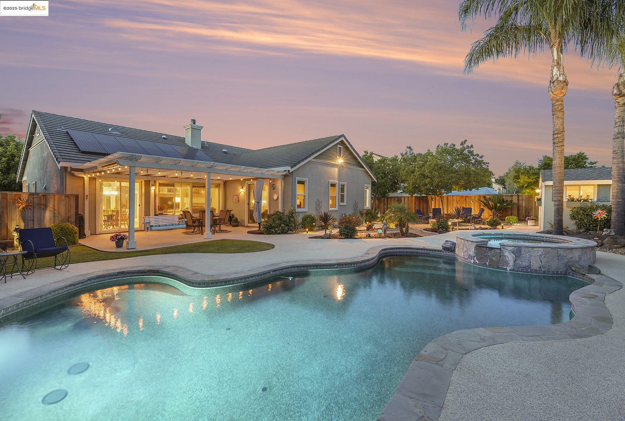 Property Photo: 726 Buckeye Pl CA 94513
