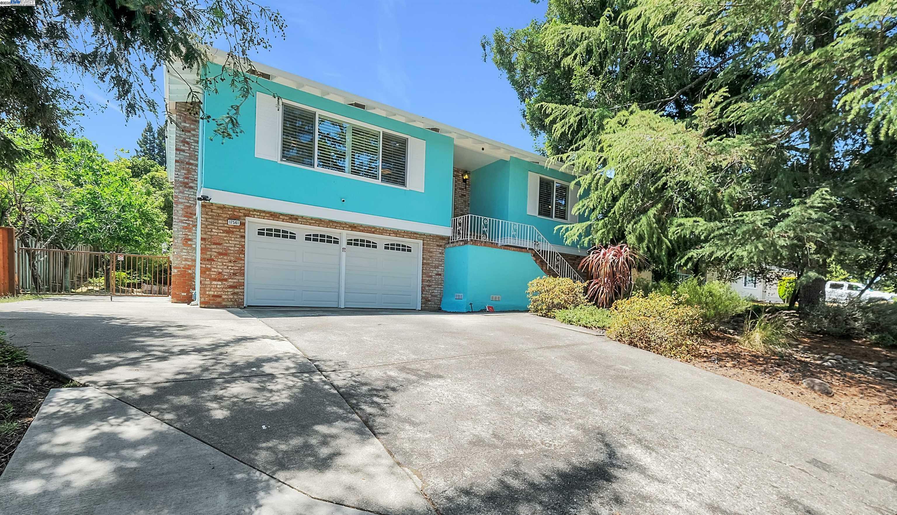 17561 Vineyard Rd  Castro Valley CA 94546 photo