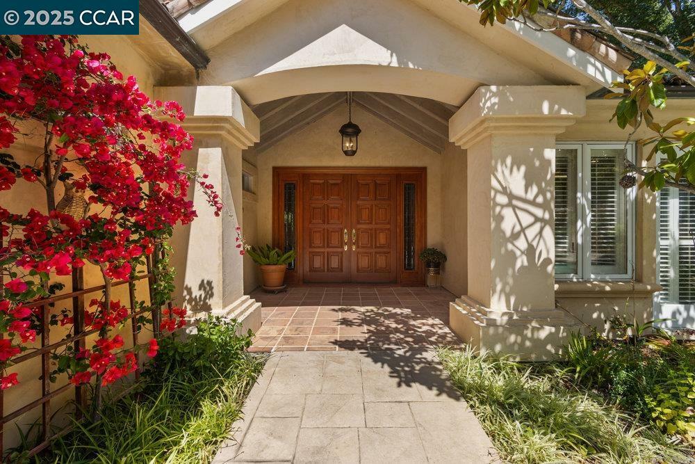 3949 Canyon Rd  Lafayette CA 94549 photo
