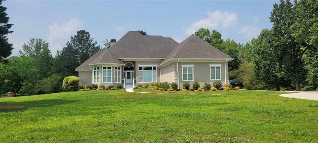 Property Photo: 5690 Rutland Trace GA 30058