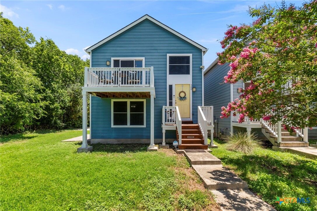 Property Photo: 340 Trestle Tree TX 78666