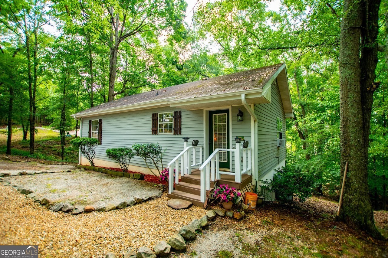 Property Photo: 573 Poplar Place Drive AL 36278