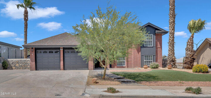 Property Photo: 4321 Loma Casitas Road TX 79934
