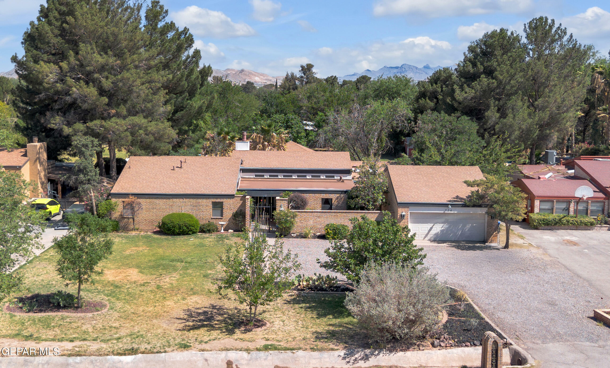 724 Gary Lane  El Paso TX 79922 photo