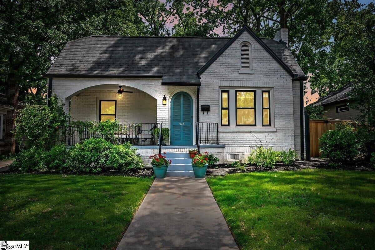 Property Photo:  415 Randall Street  SC 29609 