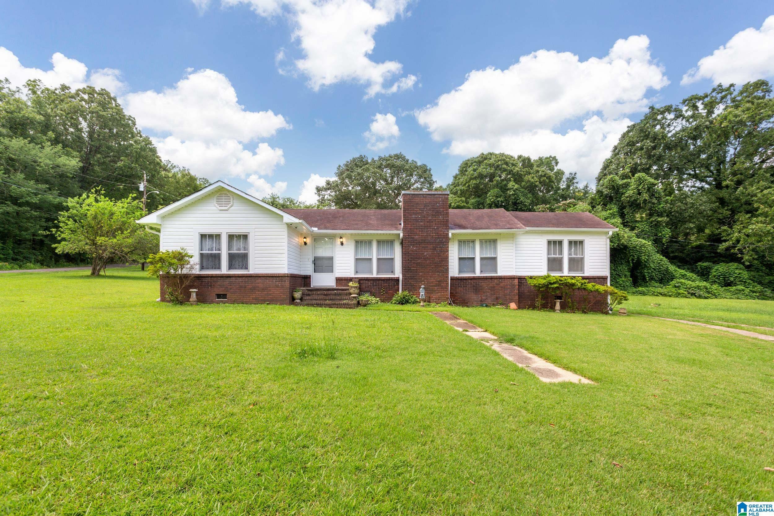 Property Photo: 12 Tumlin Drive AL 36201