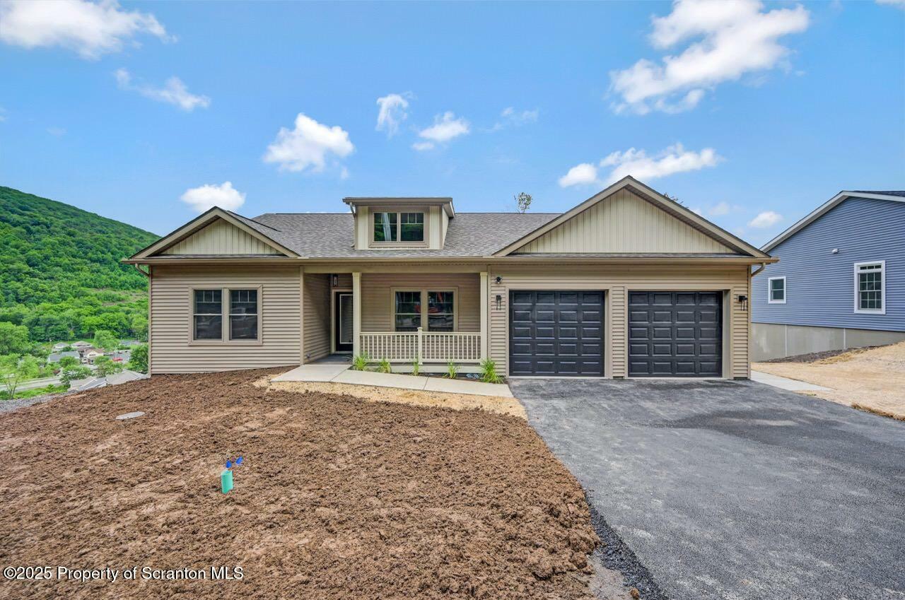 295 Scott Road  South Abington Twp PA 18411 photo