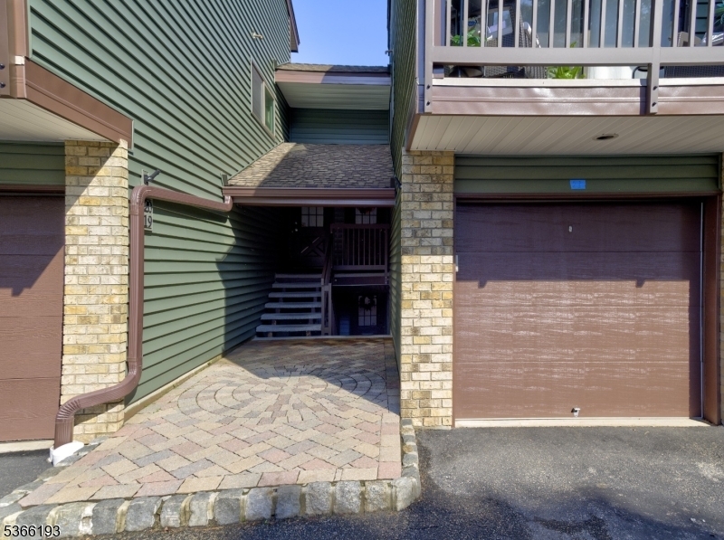 Property Photo: 21 Ridgedale Dr NJ 08801