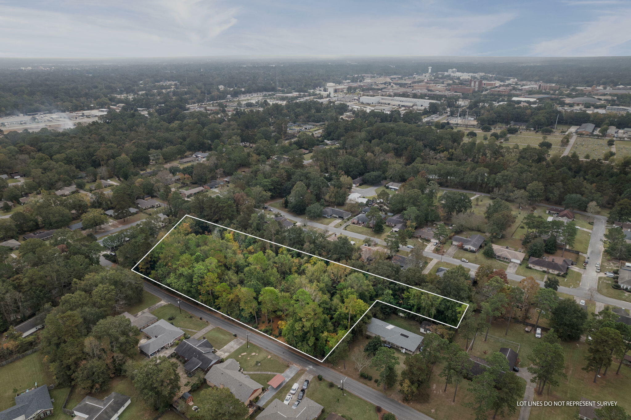 Property Photo:  3208 Rosewood Dr.  MS 39401 