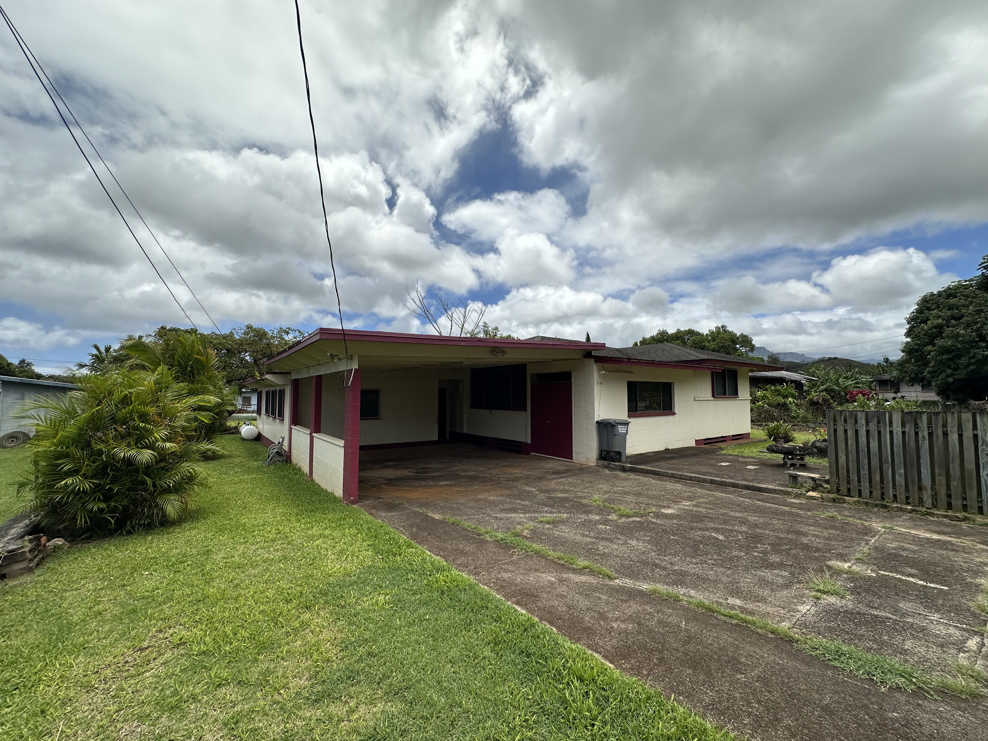 Property Photo: 5684 Wailaau Rd HI 96756
