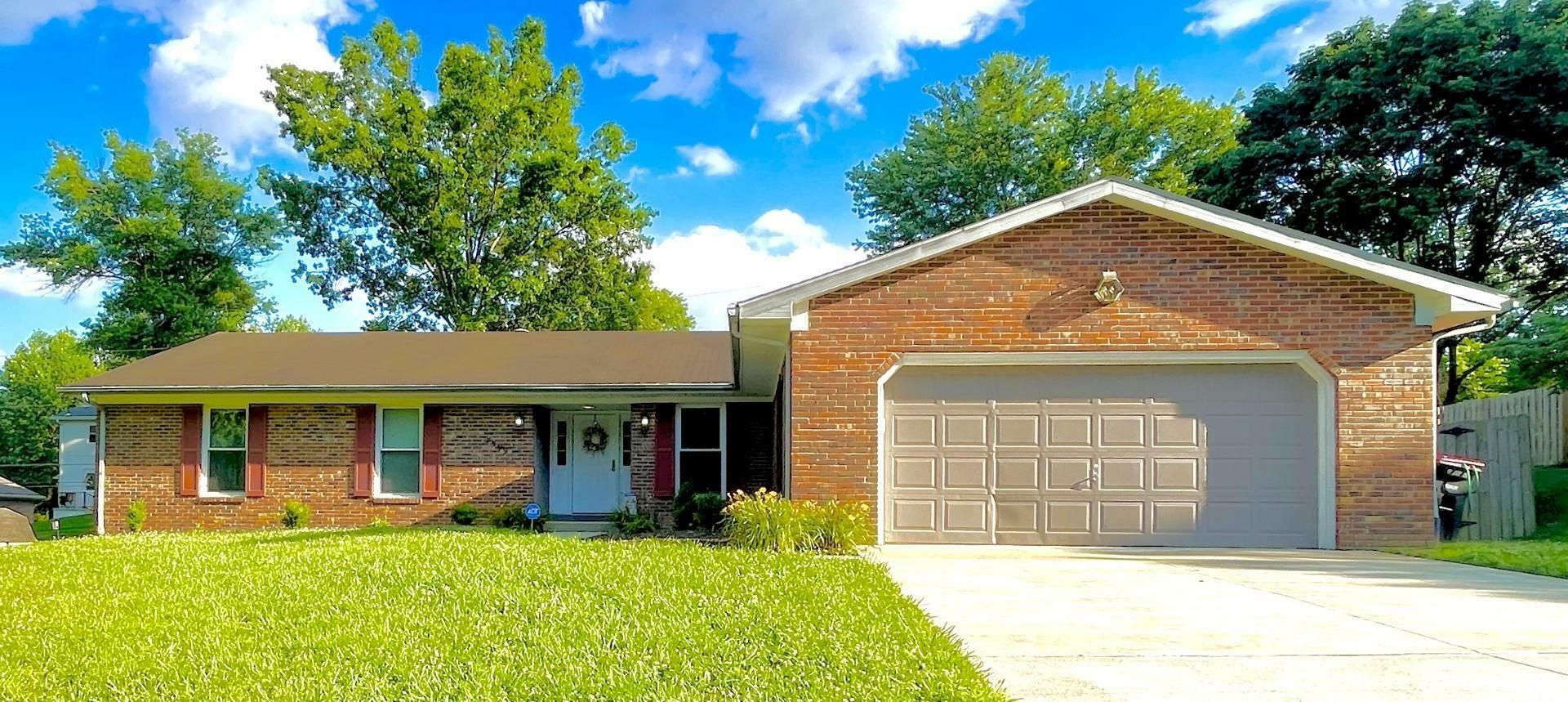 7599 Nottingham Drive  Newburgh IN 47630 photo
