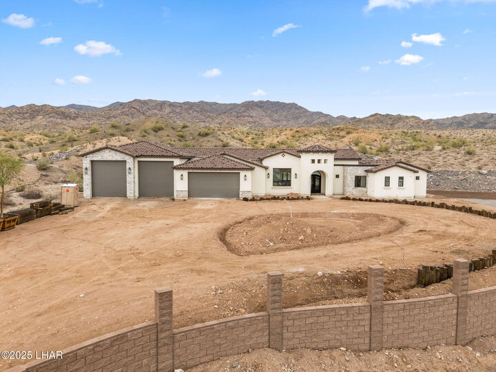 6724 Corte De Los Bueyes  Lake Havasu City AZ 86404 photo