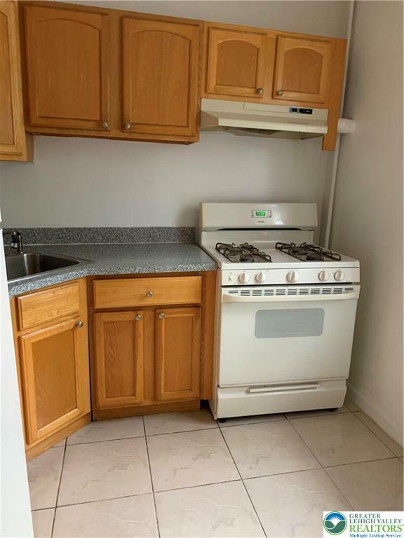 Property Photo: 103 N 4th Street 1 PA 18042