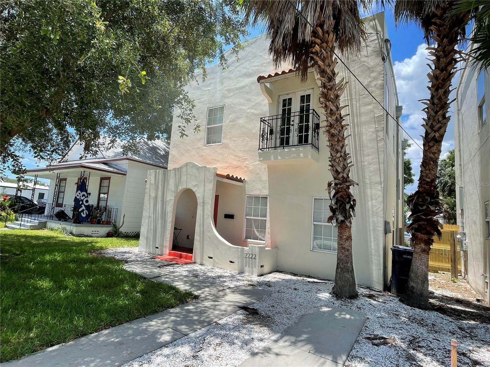 Property Photo: 2222 E 10th Avenue FL 33605