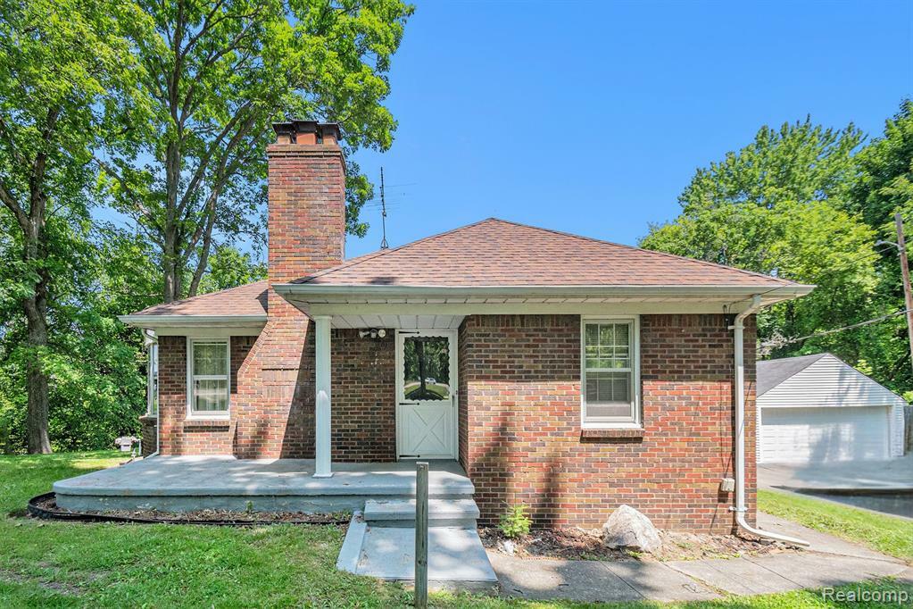 Property Photo: 3382 W Silver Lake Road MI 48430 1375