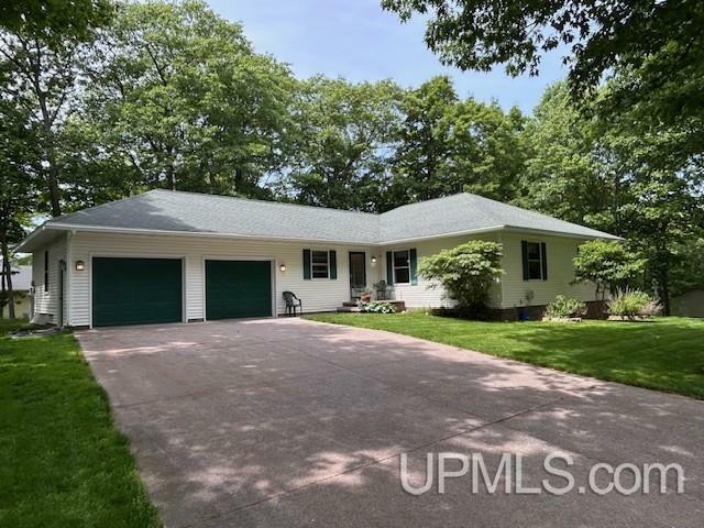Property Photo: 2004 Hunters Lane MI 49931