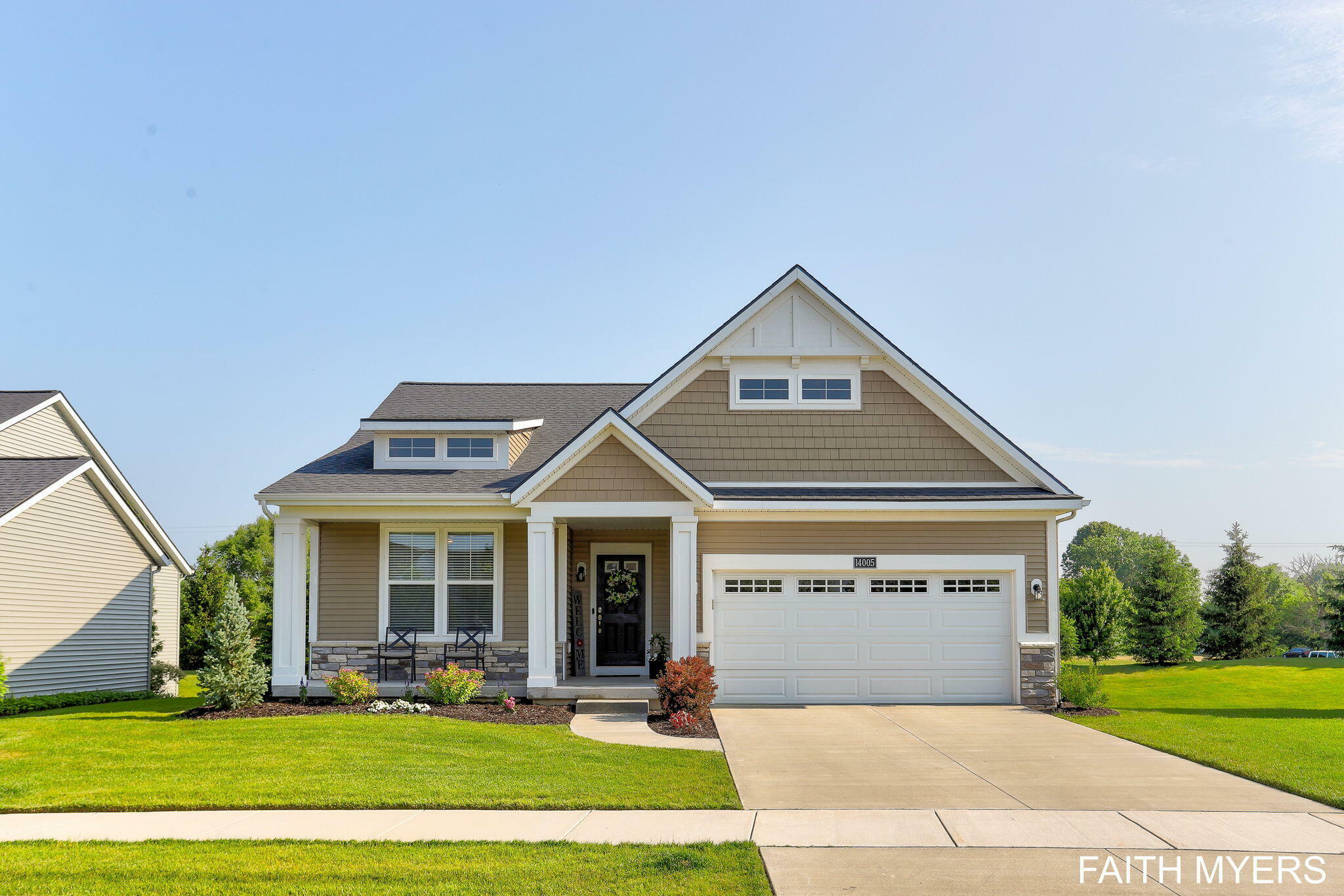 Property Photo: 14005 Phoenix Place MI 49424