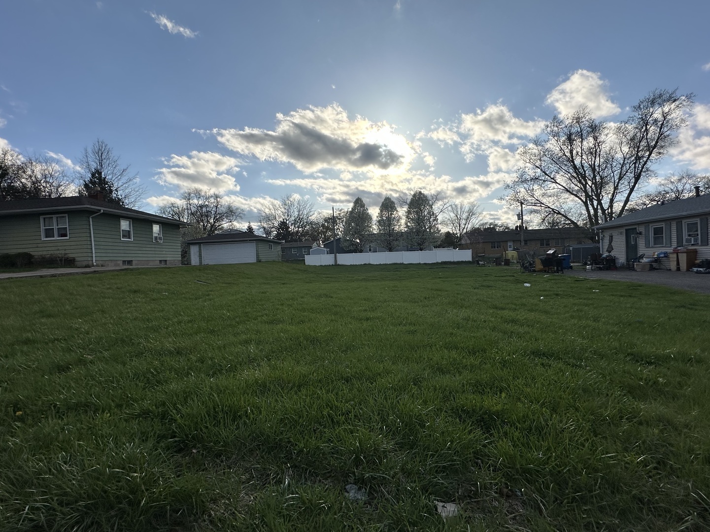 Property Photo: 1331 S 4th Street IL 60505