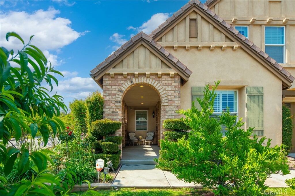 Property Photo: 3417 Avondale Road CA 91107