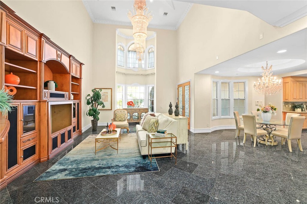 Property Photo:  1118 S 6th Avenue  CA 91006 
