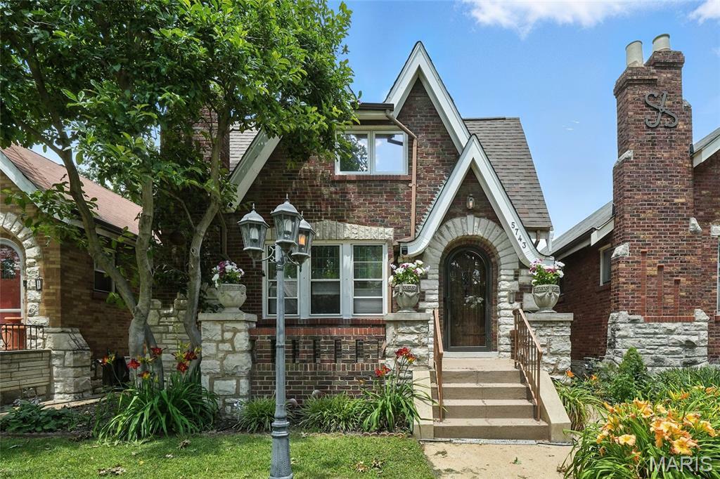 Property Photo: 5743 Delor Street MO 63109
