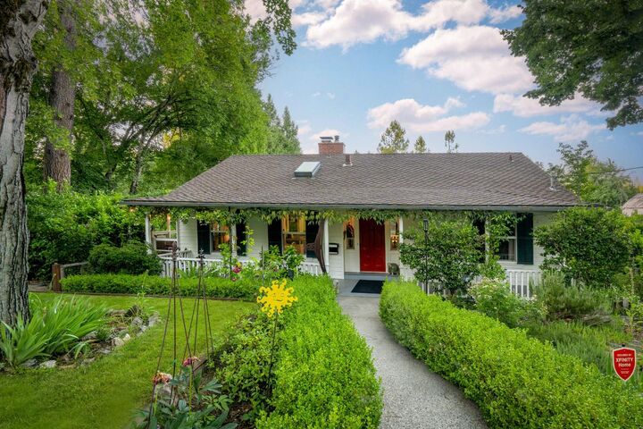 Property Photo: 260 Boulder St CA 95959